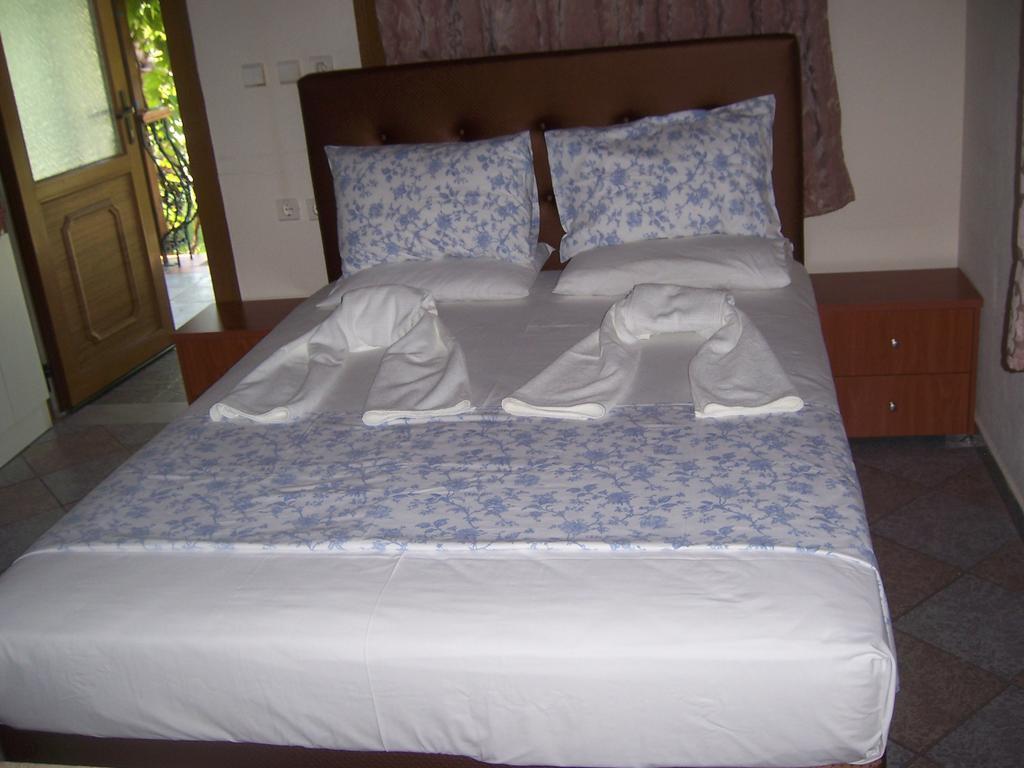 Sirines Studios Prínos Kamer foto