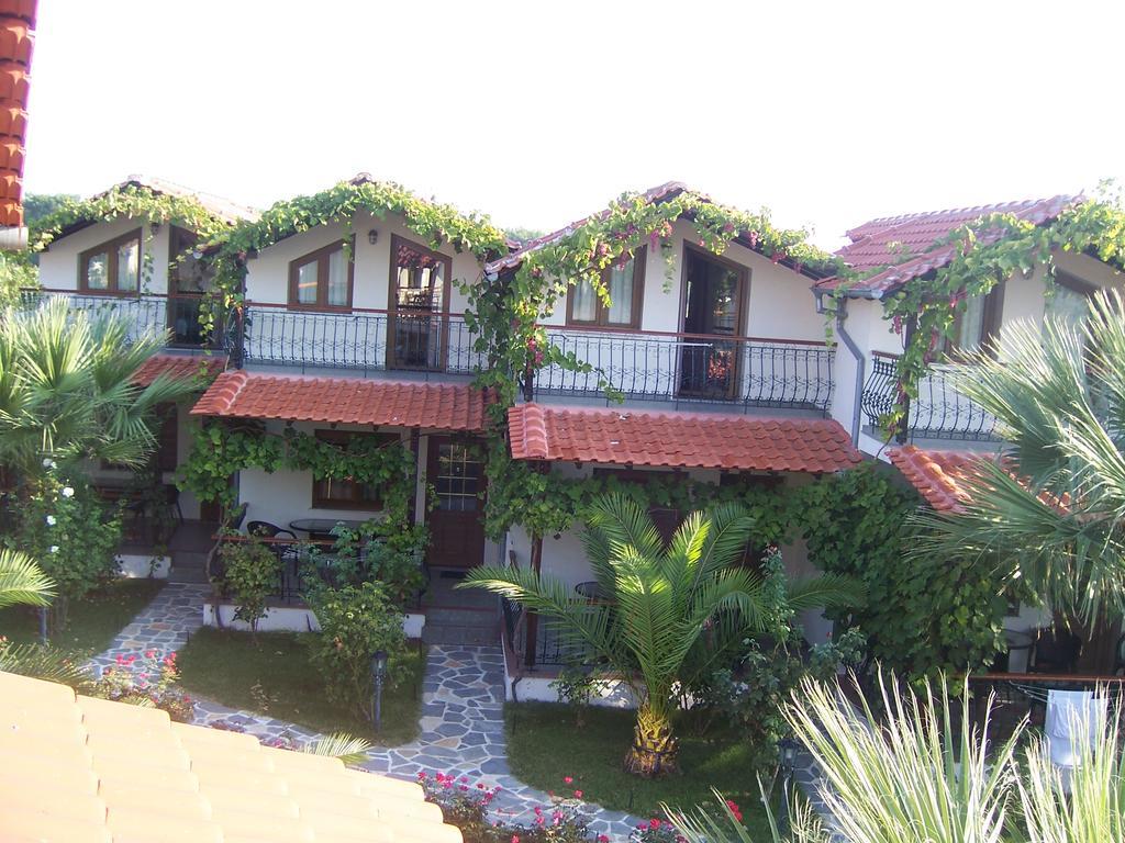 Sirines Studios Prínos Buitenkant foto